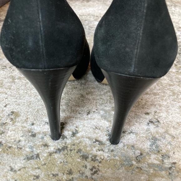 Black suede platform heels - banana republic - Picture 4 of 5